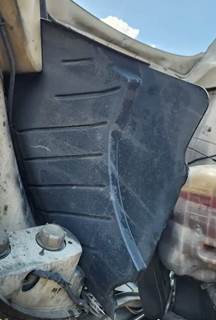 International 4400 Inner Fender