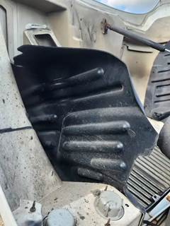 International 8600 Inner Fender