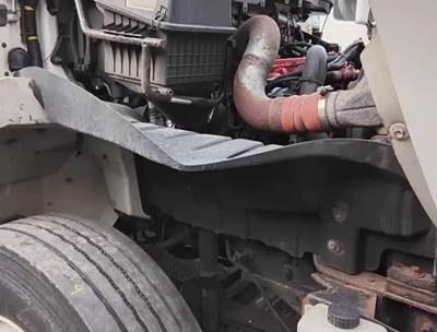 International DuraStar 4300 Inner Fender