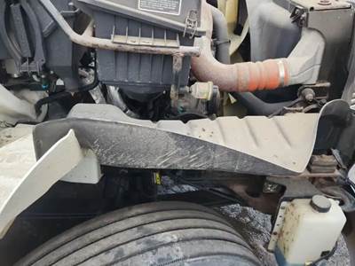 International DuraStar 4300 Inner Fender