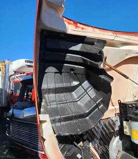 International LT625 Inner Fender