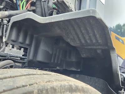 Kenworth T680 Inner Fender