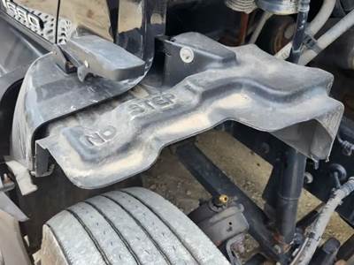 Kenworth T680 Inner Fender