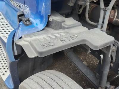 Kenworth T680 Inner Fender