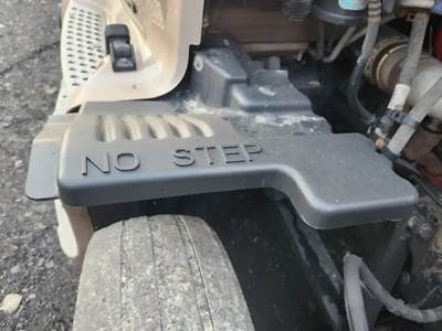 Kenworth T680 Inner Fender