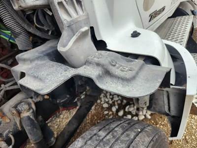 Kenworth T880 Inner Fender