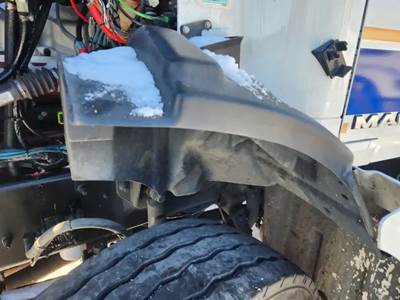Mack Granite GU813 Inner Fender for a 2008 Mack GU813