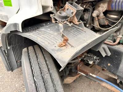 Volvo VHD Inner Fender