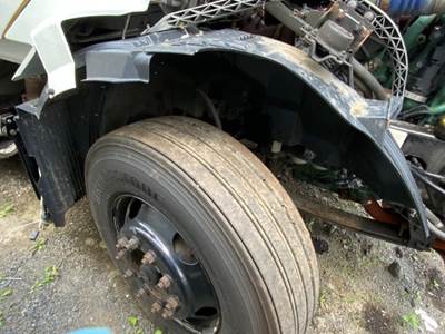 Volvo VNL Inner Fender