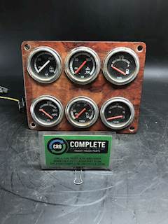 Freightliner FLD132 Classic XL Instrument Panel Cluster for a 2007 Freightliner FLD132 XL CLASSIC