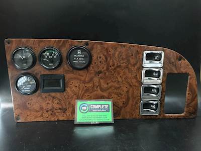 Peterbilt 385 Instrument Panel Cluster