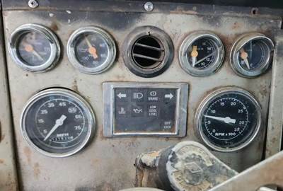 Ford LTL9000 Instrument Panel Cluster