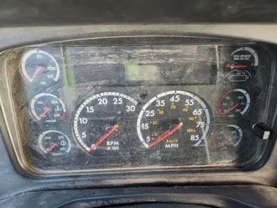 Freightliner 114SD Instrument Panel Cluster