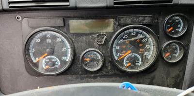 Freightliner Cascadia 125 Instrument Panel Cluster