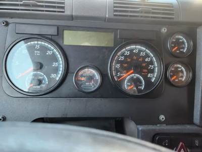 Freightliner Cascadia 125 Instrument Panel Cluster