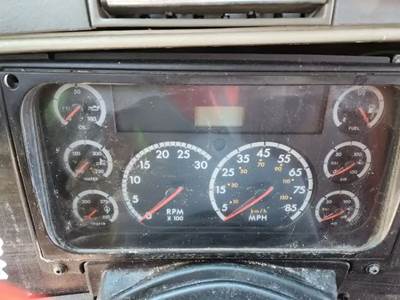 Freightliner Columbia 120 Instrument Panel Cluster