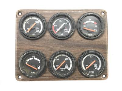 Freightliner FLD112 Instrument Panel Cluster for a 1997 Freightliner FLD112SD