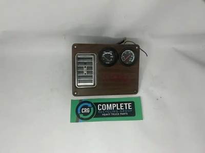 Freightliner FLD120 Instrument Panel Cluster