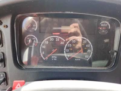 Freightliner M2 106 Instrument Panel Cluster