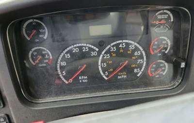 Freightliner M2 106 Instrument Panel Cluster