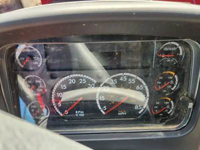 Freightliner M2 106 Instrument Panel Cluster