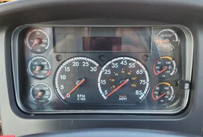 Freightliner M2 106 Instrument Panel Cluster