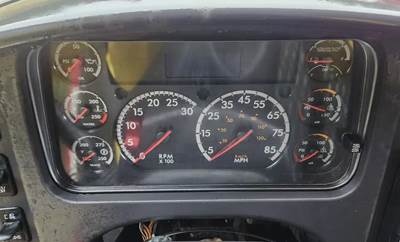 Freightliner M2 106 Instrument Panel Cluster