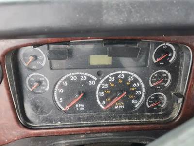 Freightliner M2 112 Instrument Panel Cluster for a 2007 Freightliner M2 112 Medium Duty