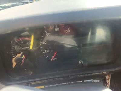 Hino 195 Instrument Panel Cluster