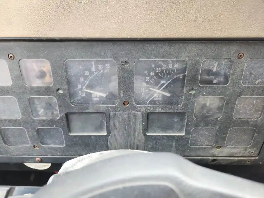 1990 International 4600 Instrument Panel Cluster For Sale Elkton, MD