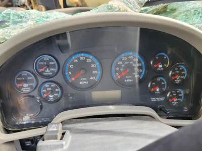 International 7400 Instrument Panel Cluster