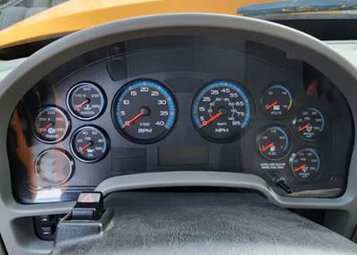 International 7400 Instrument Panel Cluster