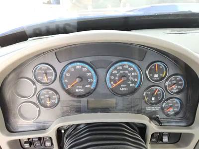 International 8600 Instrument Panel Cluster