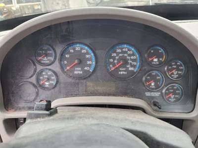 International 8600 Instrument Panel Cluster