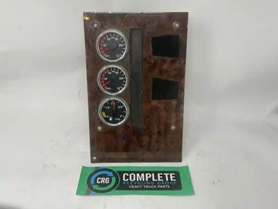 International 9200i Instrument Panel Cluster