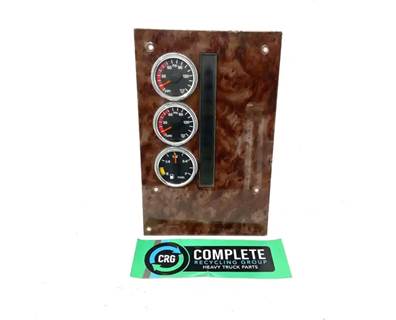 International 9200i Instrument Panel Cluster