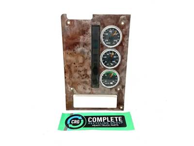 International 9200i Instrument Panel Cluster