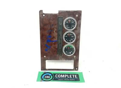 International 9200i Instrument Panel Cluster