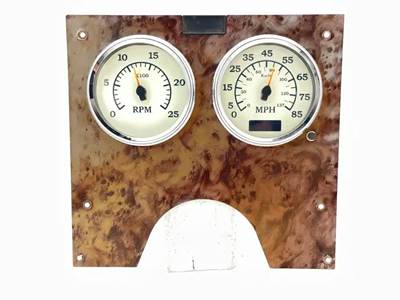 International 9200i Instrument Panel Cluster