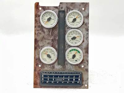 International 9200i Instrument Panel Cluster