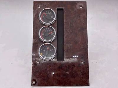 International 9200i Instrument Panel Cluster