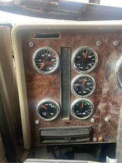 International 9400i Instrument Panel Cluster
