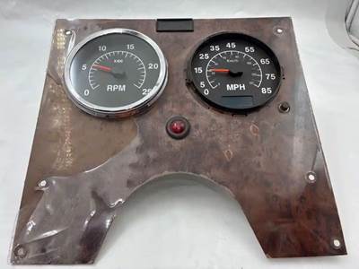 International 9400i Instrument Panel Cluster
