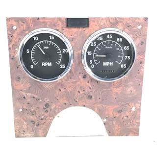 International 9900i Instrument Panel Cluster