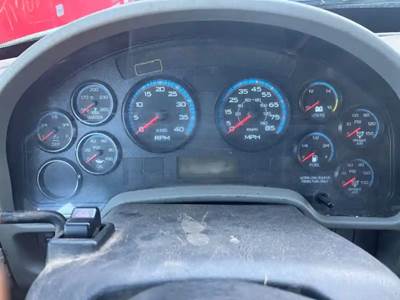 International DuraStar 4300 Instrument Panel Cluster
