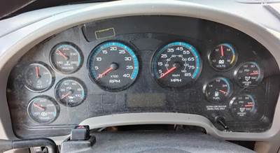 International DuraStar 4300 Instrument Panel Cluster