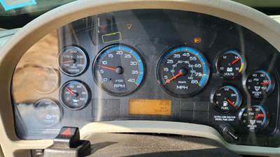 International DuraStar 4300 Instrument Panel Cluster
