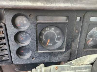 International F-1924; F-1954 Instrument Panel Cluster