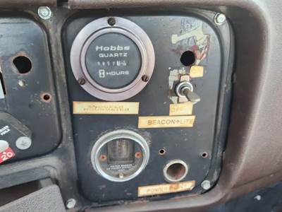 International F-1924; F-1954 Instrument Panel Cluster