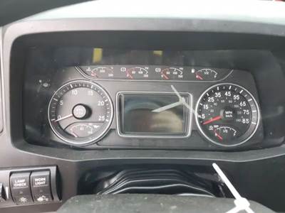 International LT625 Instrument Panel Cluster